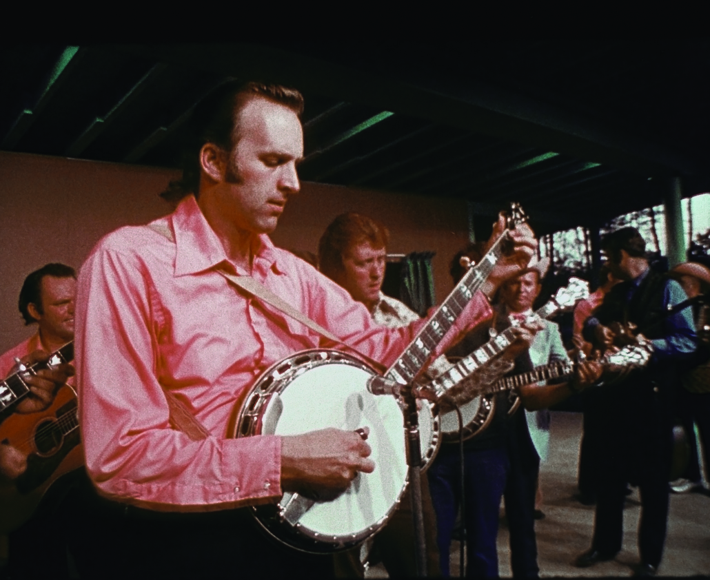 Bill Emerson in the banjo finale